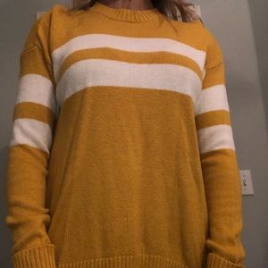 American Eagle sweater
